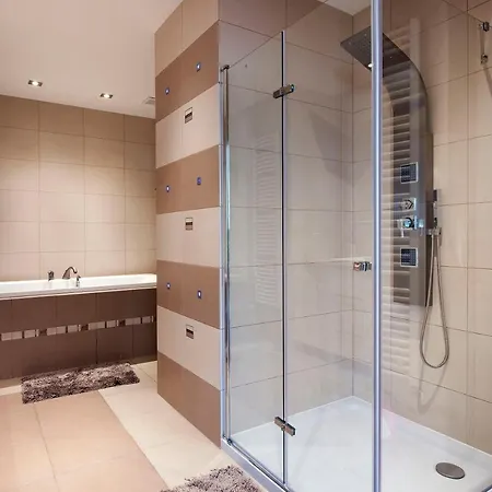 Familijny Delux 아파트 *