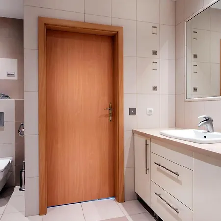Apartamento Familijny Delux *