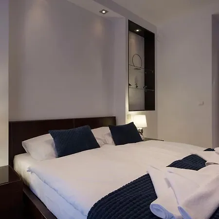 Familijny Delux Apartamento *