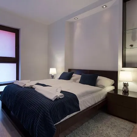 아파트 Familijny Delux *